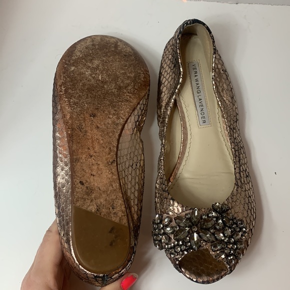 Vera Wang Lavender Leather Pink Metallic Peek Toe Rhinestone Flats - Picture 5 of 8